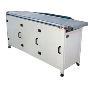 Flat Conveyor System Showing Belt And Rollers In Industrial Setting