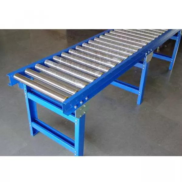 Conveyor System With Belt Moving Industrial Materials
