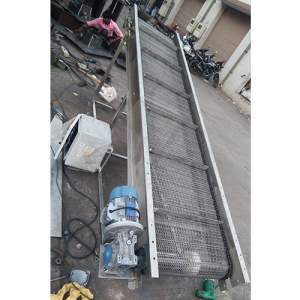 Industrial Metal Belt Conveyor Transporting Heavy Materials