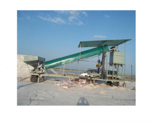 Movable Bag Filling Machine With Sturdy Frame And Wheels Designed For Flexible Industrial Use