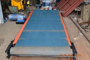 PVC Belt Conveyor System Installed Moving Materials Steadily