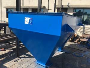 Industrial Storage Hopper Designed For Heavy-duty Material Handling Applications