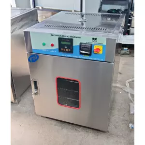 Bacteriological Incubator