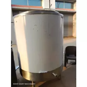 Batch Milk Pasteurizer Machine Made Of Stainless Steel Operating In A Dairy Plant