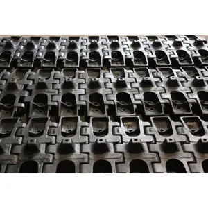 Crawlers Track Shoe Suppliers In Ludhiana