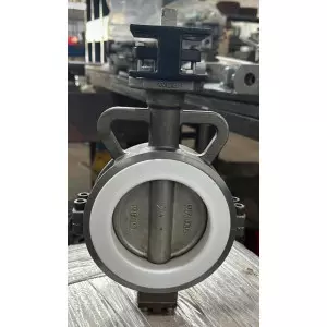WAFER TYPE BUTTERFLY VALVE CAST IRON BODY WITH RUBBER MOULDING SEAT & LEVER OPERATED - PN 16
