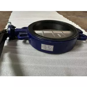 WAFER TYPE BUTTERFLY VALVE CAST IRON BODY WITH RUBBER MOULDING SEAT & LEVER OPERATED - PN 16