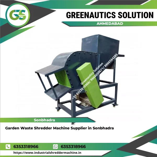 Industrial Garden Waste Shredder Machine Working On Tree Branches