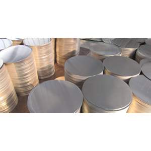 Close-up View Of Polished Stainless Steel Circles Stacked Together Showing Smooth Surface And Uniform Thickness