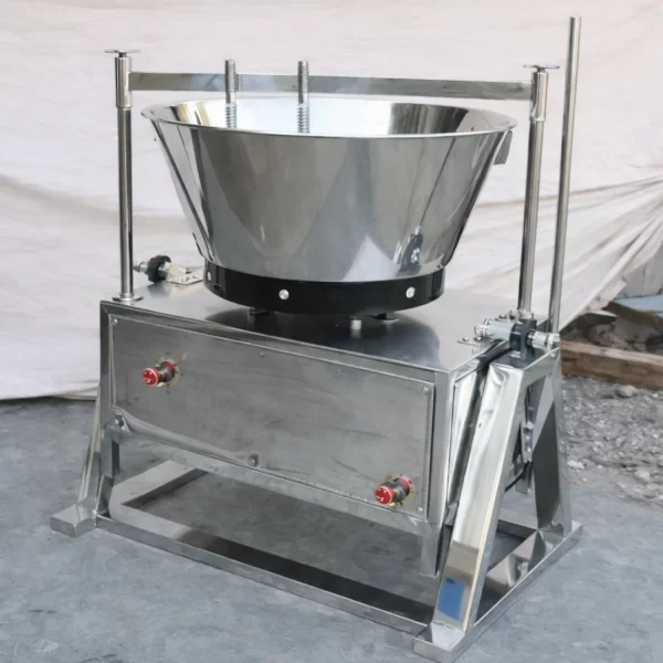Stainless Steel Dairy Equipment Used For Milk Processing And Storage