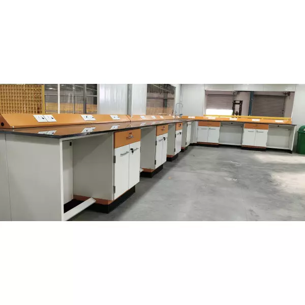 Laboratory Benches