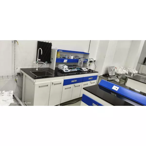 Science Laboratory Table