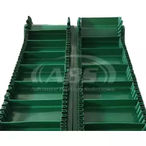 Green PVC Side-Wall Cleated Conveyor Belt