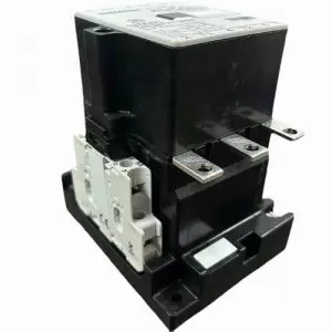 Siemens Power Contactor Used In Industrial Electrical Panel Setup
