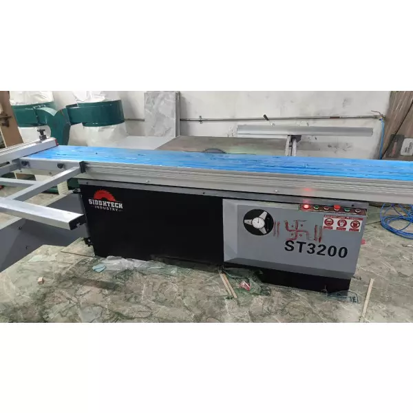 Precision Sliding Table Panel Saw Machine In Mehatpur