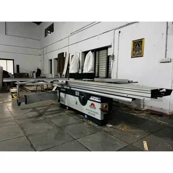 Sliding Table Panel Saw / ST3200-B Supply In Pune
