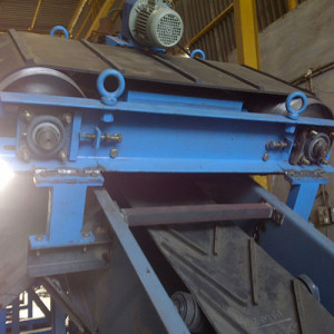 Over Band Magnetic Separator