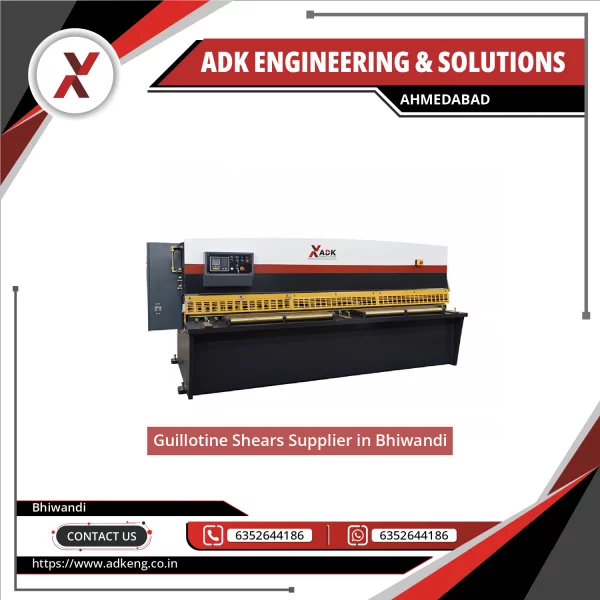 Guillotine Shear Machine Cutting Metal Sheet